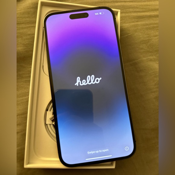 Apple iphone 14 Pro max 256gb purple. New. AT&T carrier locked. - Picture 1 of 5